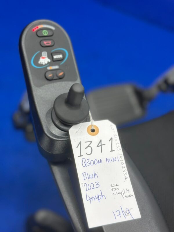 2023 Quickie Q300 M Mini Powerchair – 4 mph Riser Electric Wheelchair (1341) - Image 15