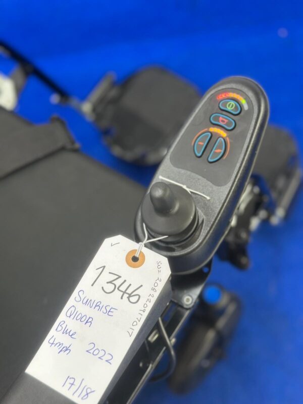 SUNRISE Quickie Q100R 4 MPH Mobility Electric Wheelchair Powerchair 1346 - Image 7
