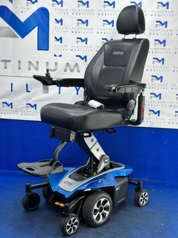 Pride Jazzy Air 2.0 Powerchair – Riser Electric Wheelchair (1250) - Image 2