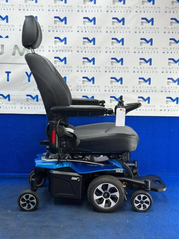 Pride Jazzy Air 2.0 Powerchair – Riser Electric Wheelchair (1250) - Image 6