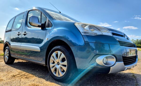 2012 Citroën Berlingo Multispace WAV Diesel 3 Seats Wheelchair Accessible Car - Image 4