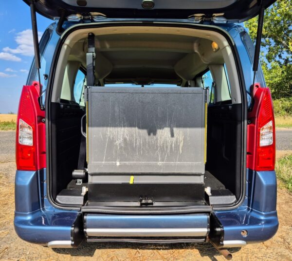 2012 Citroën Berlingo Multispace WAV Diesel 3 Seats Wheelchair Accessible Car - Image 14