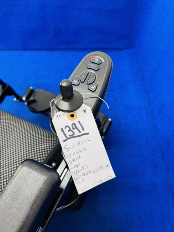 Sunrise Q200R 4mph Rear-Wheel Drive Electric Wheelchair Mobility Powerchair 1391 - Image 8