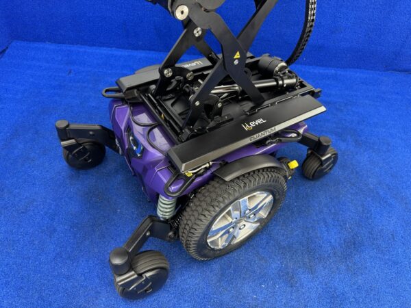 PRIDE QUANTUM Q6 EDGE 2.0 i-LEVEL 6 MPH ELECTRIC MOBILITY POWERCHAIR 1395 - Image 10