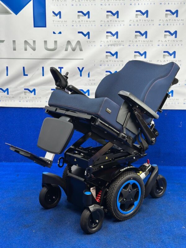 Quickie Q300 M Mini Powerchair 4 mph Riser Electric Wheelchair by Sunrise (1416) - Image 3