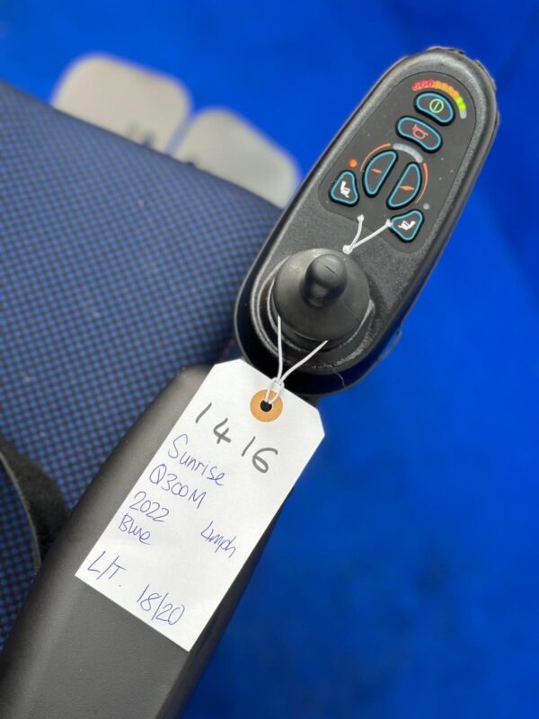Quickie Q300 M Mini Powerchair 4 mph Riser Electric Wheelchair by Sunrise (1416) - Image 10