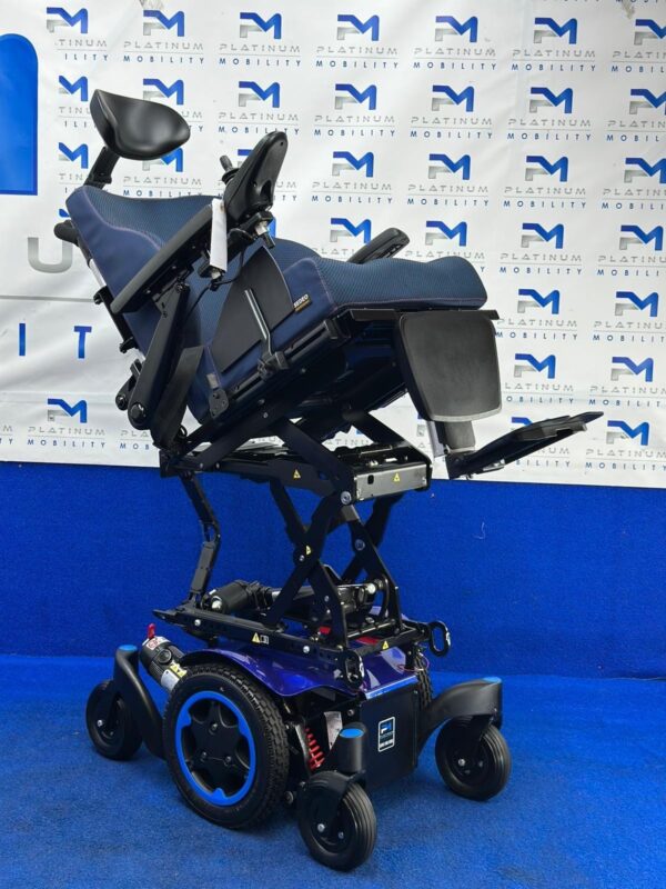 Quickie Q300 M Mini Powerchair 4 mph Riser Electric Wheelchair by Sunrise (1411)