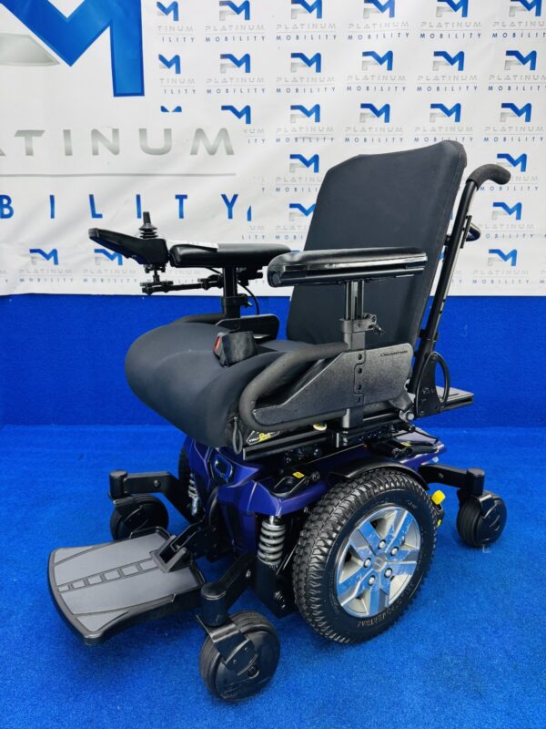 Quantum Q6 Edge 2 Powerchair – 4mph Electric Wheelchair by Pride (1113) - Image 6
