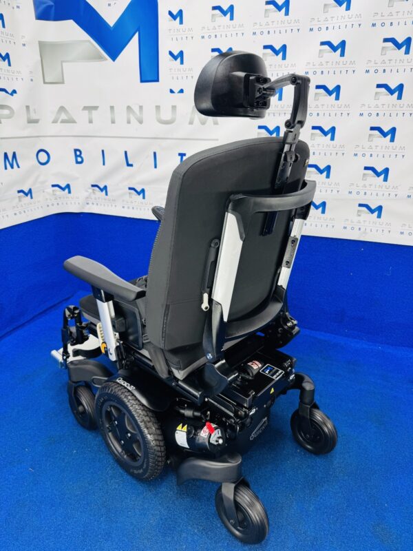 Quickie Q500 M Powerchair – 4mph Tilt Electric Wheelchair by Sunrise (1427) - Image 5