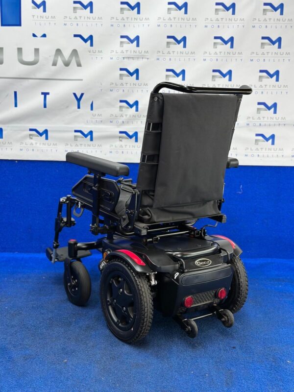 Quickie Q100R Powerchair – 4mph Small Electric Wheelchair by Sunrise (1459) - Image 3