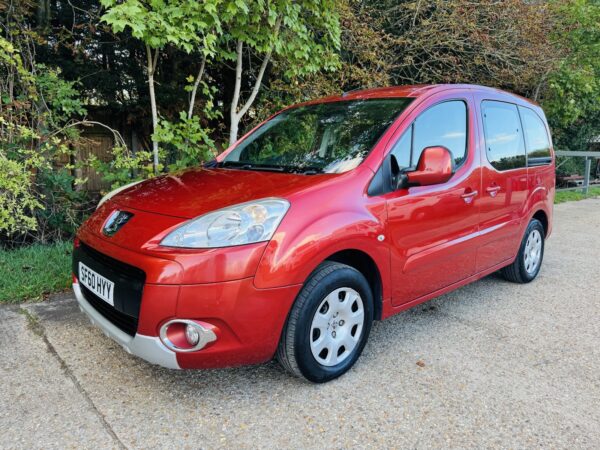 PEUGEOT PARTNER TEPEE WAV Diesel 5 Seats Wheelchair Accessible - Image 5