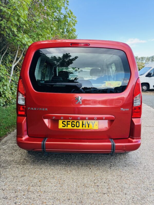 PEUGEOT PARTNER TEPEE WAV Diesel 5 Seats Wheelchair Accessible - Image 9