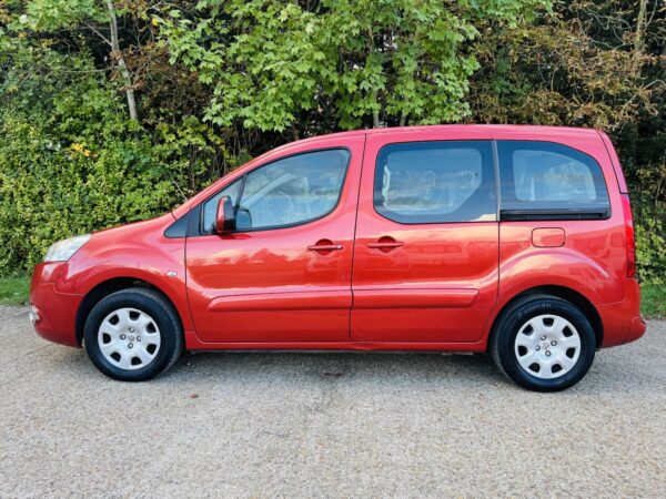 PEUGEOT PARTNER TEPEE WAV Diesel 5 Seats Wheelchair Accessible - Image 10