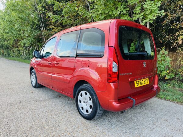 PEUGEOT PARTNER TEPEE WAV Diesel 5 Seats Wheelchair Accessible - Image 11