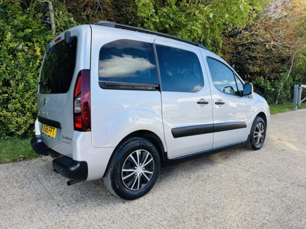CITROEN BERLINGO M-SPACE Auto WAV Diesel 3 Seats Wheelchair Accessible - Image 6