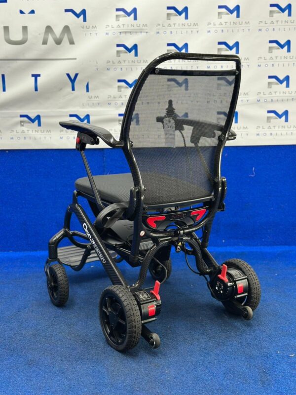 QUICKIE Q50 R LIGHTWEIGHT CARBON FIBRE ELECTRIC POWERCHAIR SCOOTER FOLDING 4MPH - Image 4