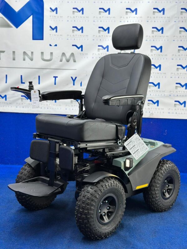 Quantum Outback All-Terrain 4x4 Electric, Power wheelchair Off Road, Heavy Duty