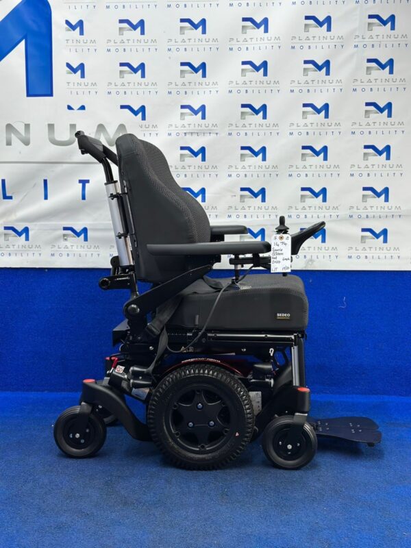 Quickie Q300 M Mini Powerchair 6 mph Riser Electric Wheelchair by Sunrise (1474) - Image 10