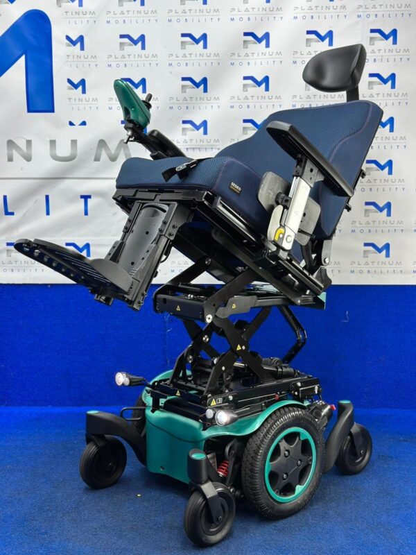 CUSTOM Sunrise Quickie Q500 M Powerchair – 6mph Riser Electric Wheelchair (1555) - Image 2