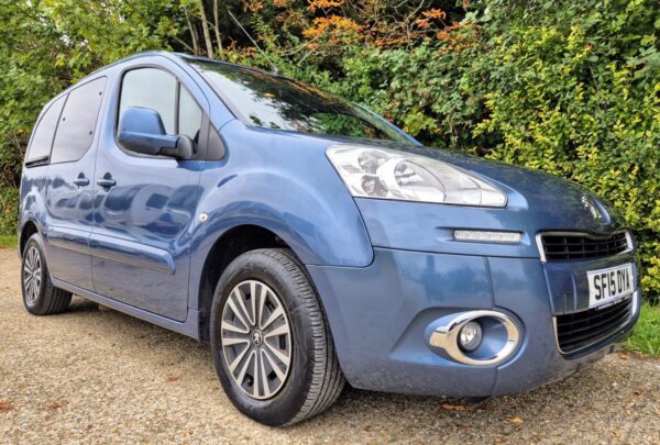 2015 PEUGEOT PARTNER TEPEE WAV Diesel 3 Seats Wheelchair Accessible - Image 3