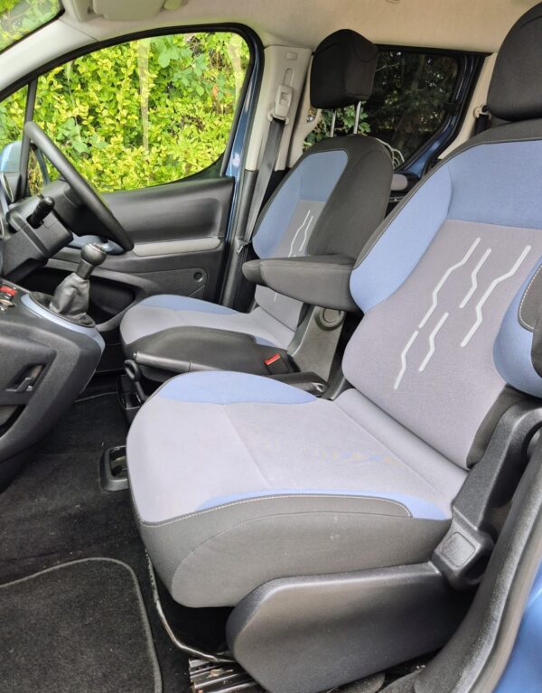 2015 PEUGEOT PARTNER TEPEE WAV Diesel 3 Seats Wheelchair Accessible - Image 14