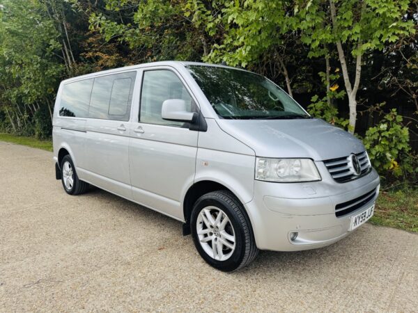 2009 Volkswagen Caravelle WAV Automatic Diesel – 6 Seats Wheelchair Accessible - Image 7