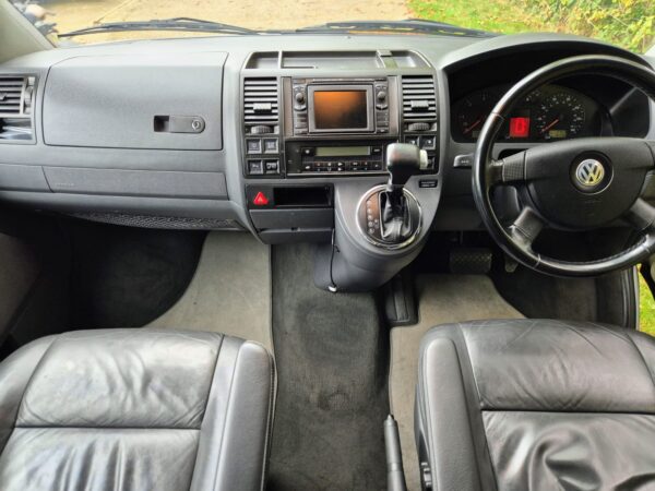 2009 Volkswagen Caravelle WAV Automatic Diesel – 6 Seats Wheelchair Accessible - Image 9