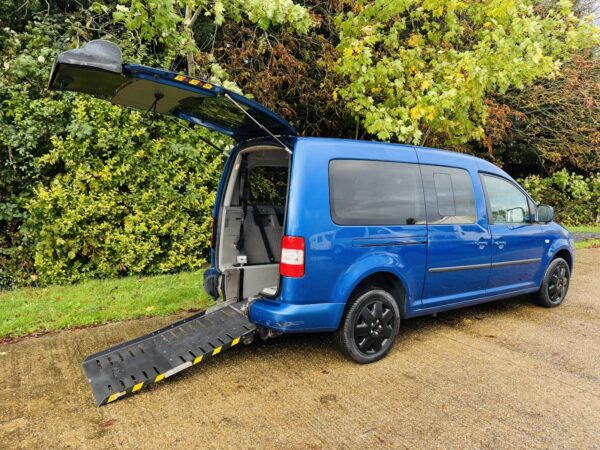 2010 Volkswagen Caddy Maxi WAV – Manual Diesel – 5 Seats + Wheelchair