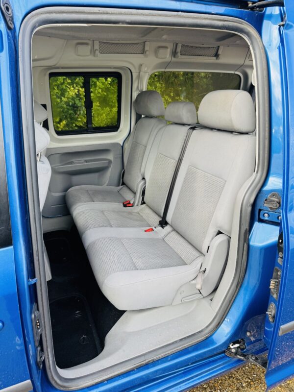 2010 Volkswagen Caddy Maxi WAV – Manual Diesel – 5 Seats + Wheelchair - Image 13