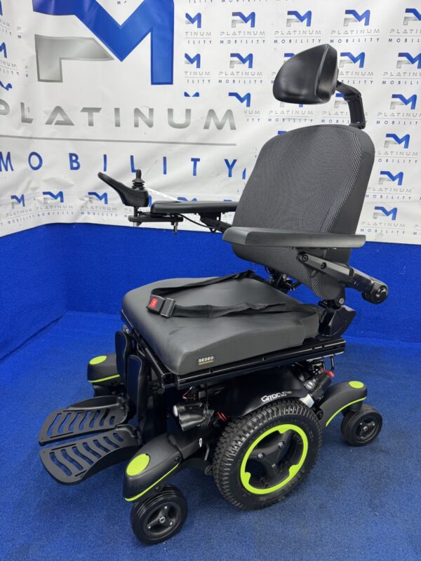 2025 Quickie Q700 M HD Powerchair – 4mph Electric Wheelchair by Sunrise (1580) - Image 2