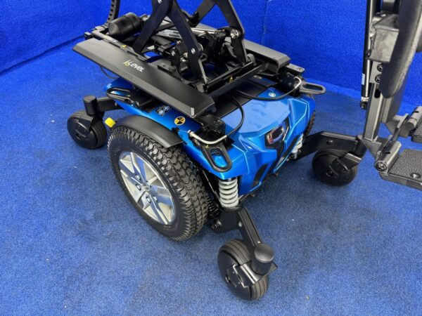 Quantum Q6 Edge 2.0 i-Level Powerchair – 6mph Electric Wheelchair 1581 - Image 10