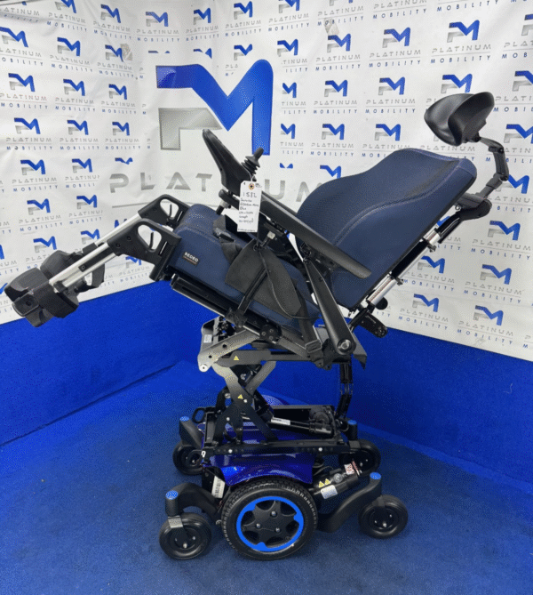 Quickie Q300 Mini Powerchair – 4mph Riser Electric Wheelchair by Sunrise (1582)